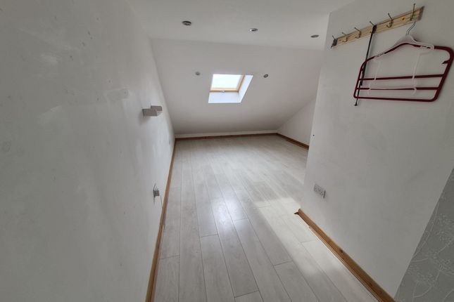 201, Hampton Road, Ilford photo 3