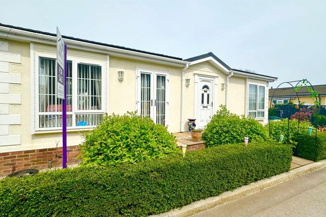 Mobile/park home for sale in Sandholme Lane, Leven, Beverley