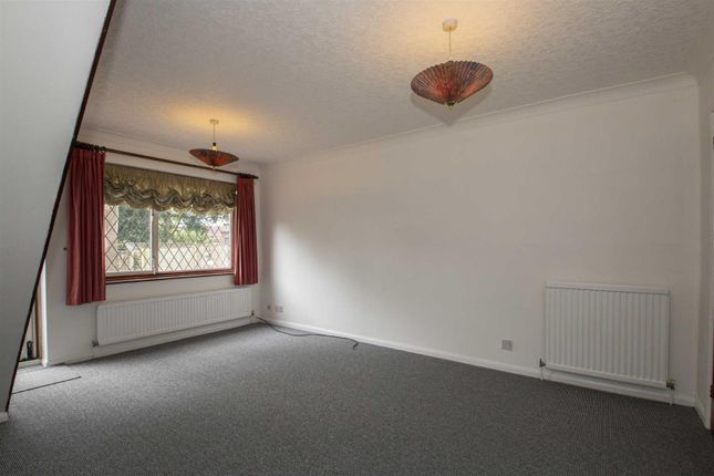 26, Atkins Close, Milton Keynes photo 5