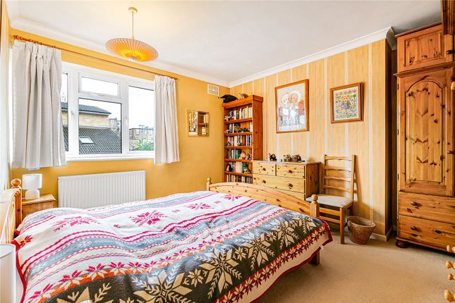 5 Oaklands,, Constance Road, Twickenham photo 4