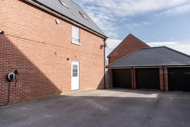 Detached house for sale in Woodsley View, Adel, Leeds