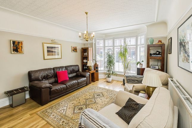 9, Church Road, Wirral photo 4