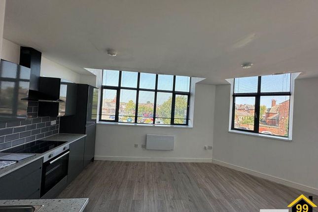 Flat 8, 15 Earle Street, Earlestown photo 2