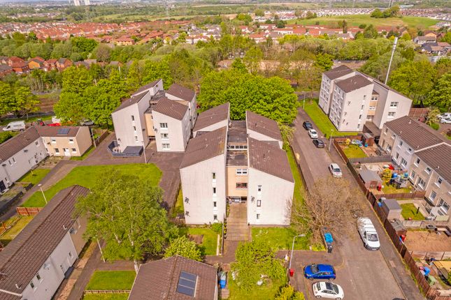 Flat for sale in Helmsdale Court, Cambuslang