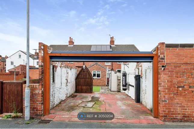 Hope Street West, Castleford photo 4
