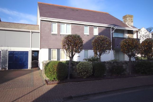 Thumbnail Flat for sale in Meirion Drive, Conwy