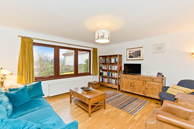 10, Bramblefield, Crieff photo 2