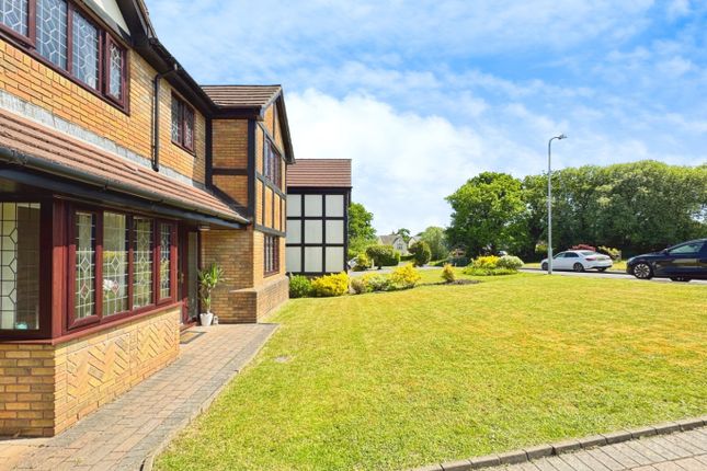 6, Grove Farm Road, Swansea photo 4