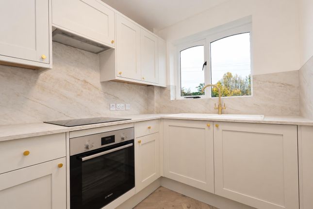 Cotterells, Hemel Hempstead photo 4