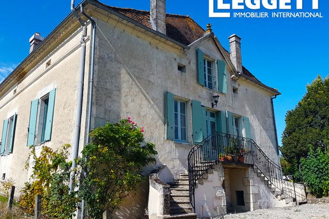 Thumbnail Villa for sale in Saint-Romain, Charente, Nouvelle-Aquitaine