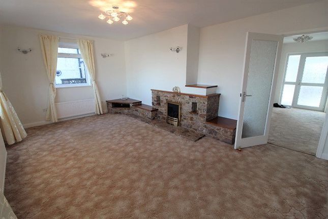 3, Leyburn Grove, Paignton photo 2