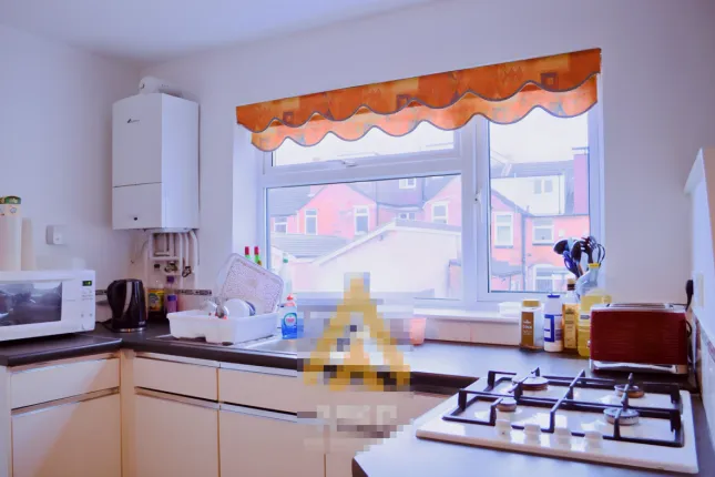 Flat 2, 3 St. Edwards Road, Selly Oak, St. Edwards Road, Birmingham photo 3