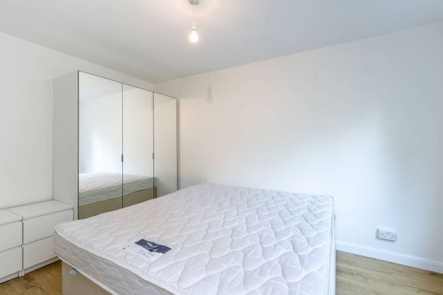 Thumbnail Flat to rent in Girdlestone Walk, Archway, London