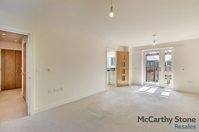 16 Jackson Place, Fields Park Drive, Alcester photo 3