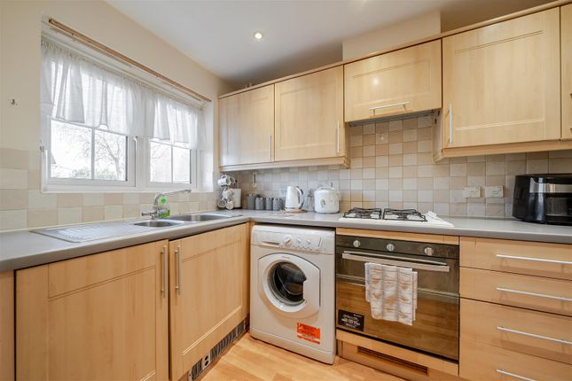 22, Porthallow Close, Orpington photo 3