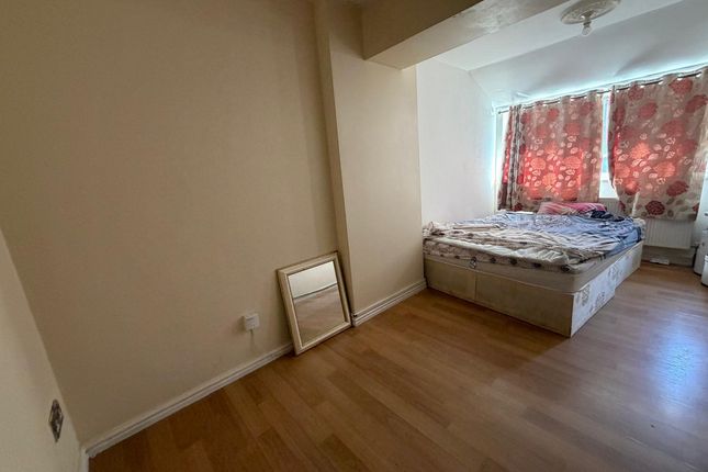 23, Addison Road, London photo 4