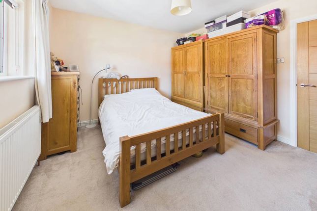 20, Froomshaw Road, Bristol photo 3