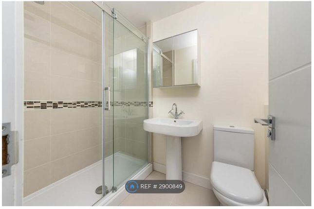 Whitworth Lane, Loughton, Milton Keynes photo 3