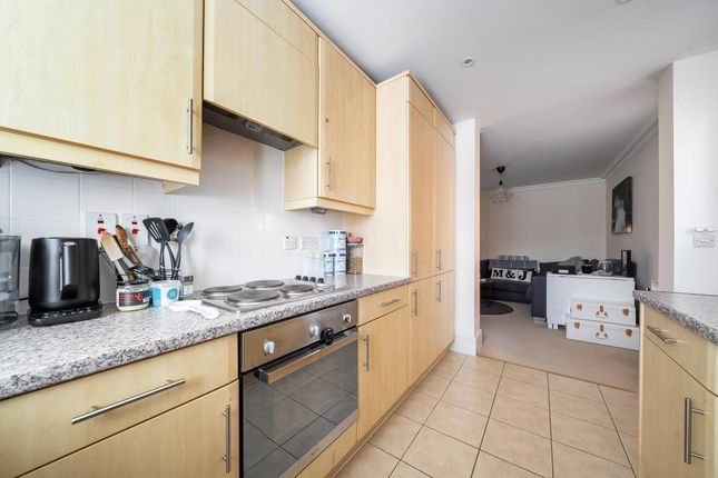 30% Share, Abbey Gardens, Reading photo 2