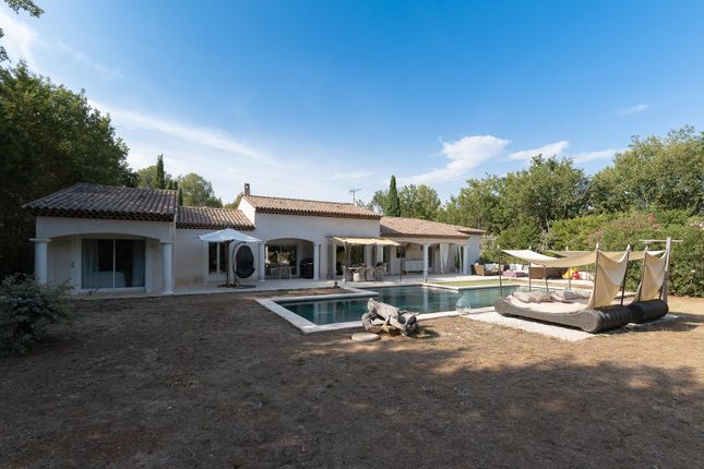 Villa for sale in Draguignan, Var, Provence-Alpes-Côte D'azur, France