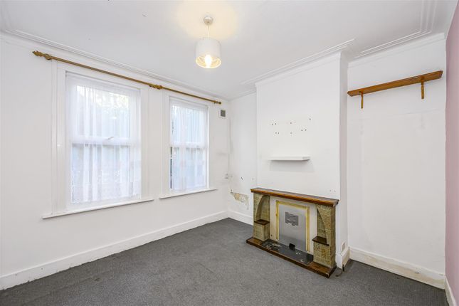 137, Blyth Road, London photo 4