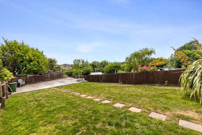 4, Sandringham Close, Hove photo 4