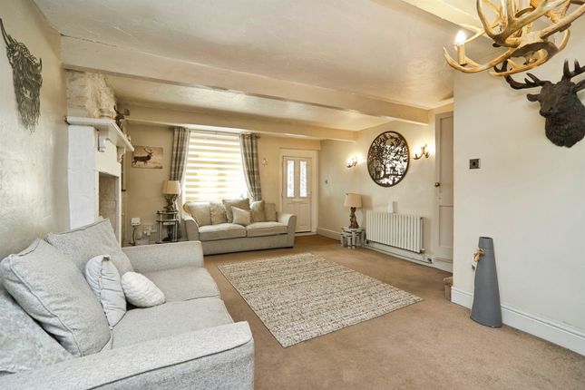 58, Wheathead Lane, Keighley photo 4