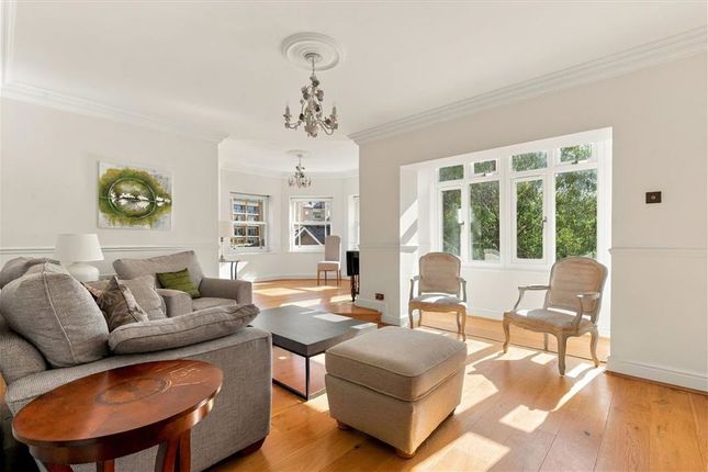 Flat 6, Caldwell House, 48, Trinity Church Road, London photo 2