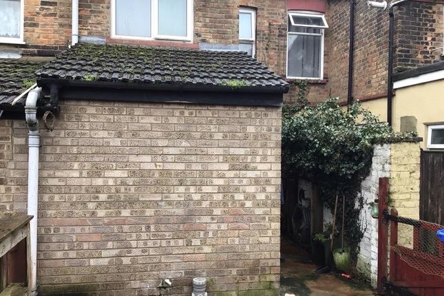 74, Bevan Street West, Lowestoft photo 2