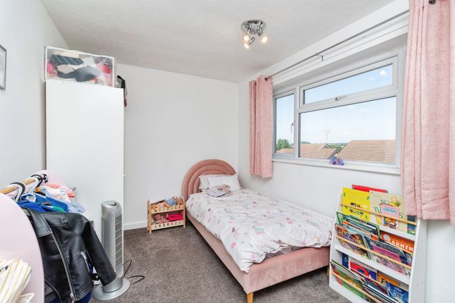 67, Compton Road, Stafford photo 4