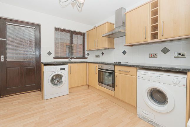 106, Foulford Road, Cowdenbeath photo 4
