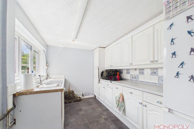 68 Alexandra Road, Wrexham photo 4