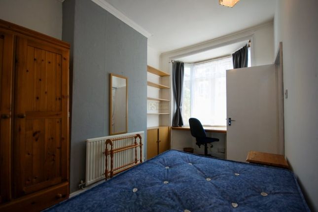 10, Croydon Road, Birmingham photo 4