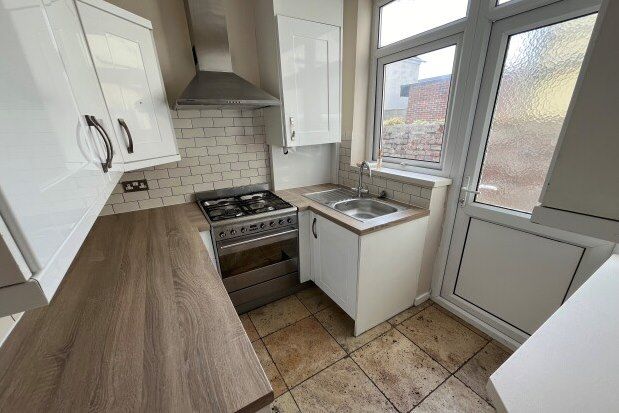 Terraced house to rent in Vale Road, Liverpool