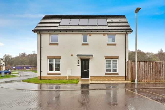 Semi-detached house for sale in Lapwing Drive, Glasgow