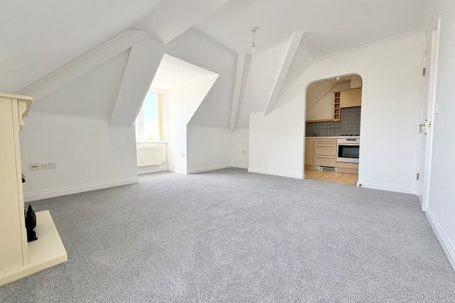 Flat 9, Harbour House, 49, Doulton Gardens, Poole photo 4