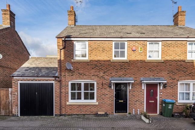 Thumbnail Semi-detached house to rent in Fairford Leys, Aylesbury
