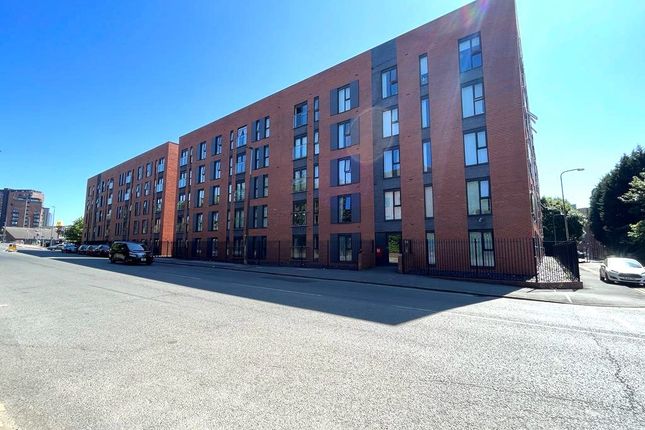 3 Bedroom Apartment For Rent