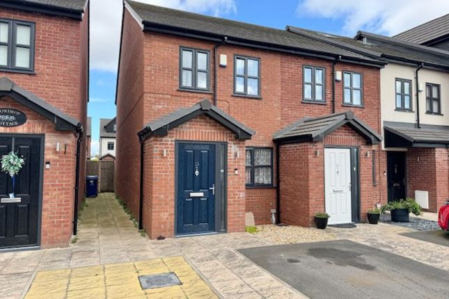 End terrace house for sale in Kristine Close, Grimsby