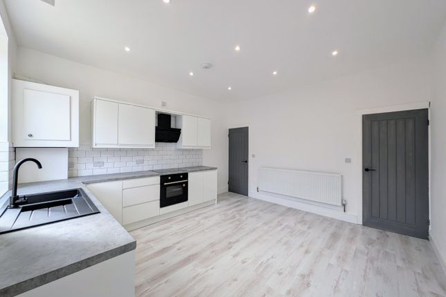 88, Eshald Place, Leeds photo 3
