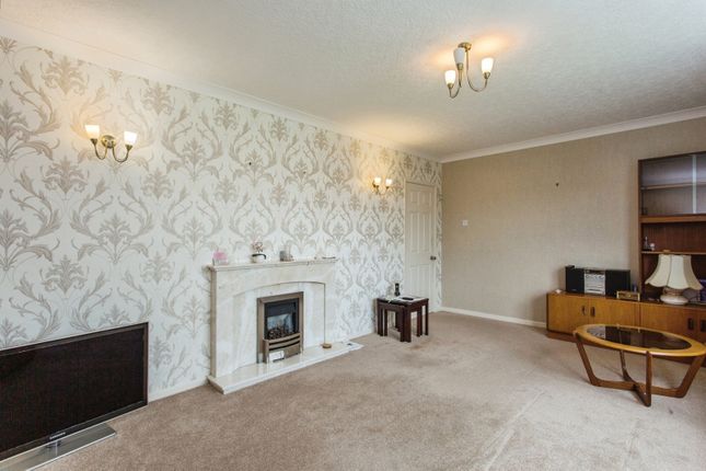 3, Bispham Avenue, Leyland photo 2