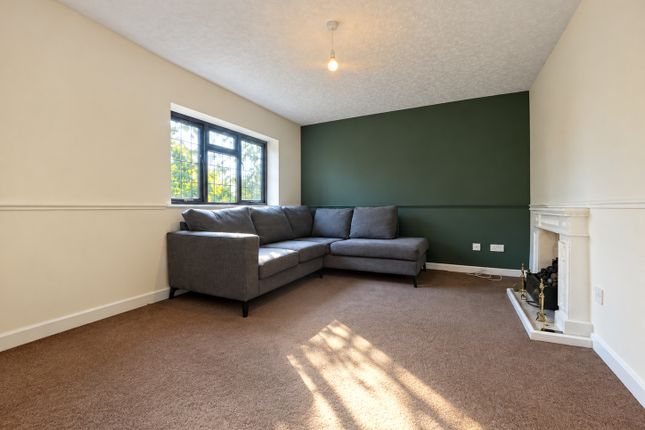 8, The Cedars, West Midlands photo 2