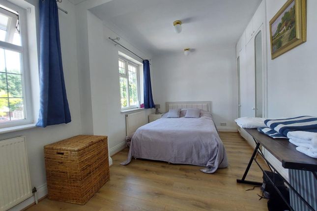 9, Uphill Grove, London photo 2