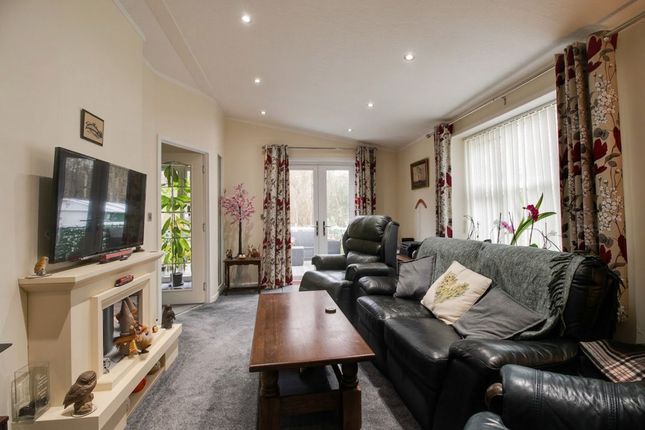 21 Capel gardens, Ruckinge photo 2