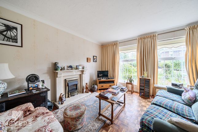 11, Moynton Close, Crossways photo 4