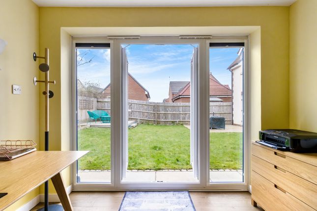 Detached house for sale in Queen's Crescent, Shrivenham, Oxfordshire