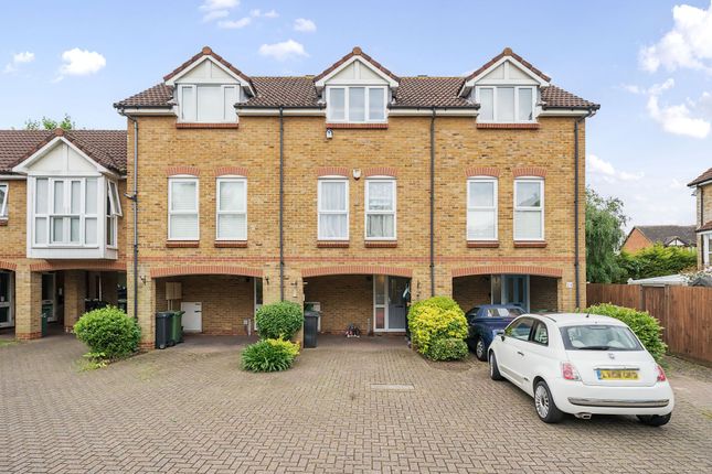 Thumbnail Terraced house for sale in Farriers Road, Epsom