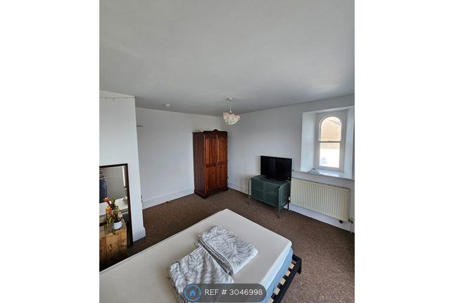 Beacon Terrace, Falmouth photo 2