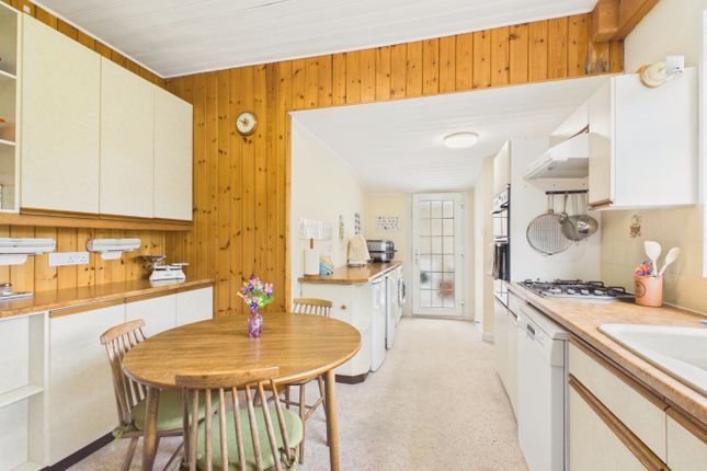 53 Kingston Road, Willerby, East Riding of Yorkshire photo 4