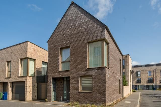 2-bed house on 8, Bluebell Mews, Oxford, £450,000